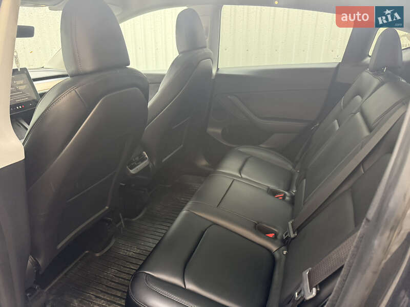 Внедорожник / Кроссовер Tesla Model Y 2024 в Хмельницком