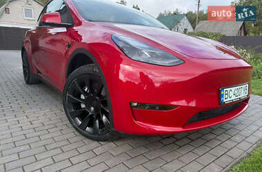 Tesla Model Y 2023