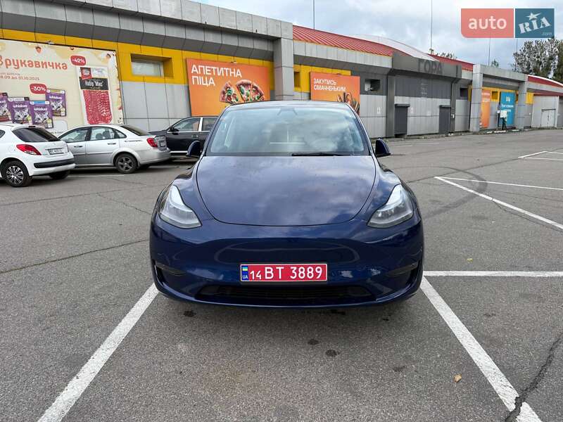 Внедорожник / Кроссовер Tesla Model Y 2021 в Львове