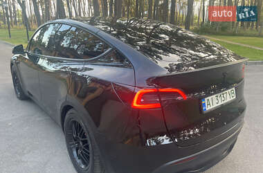 Позашляховик / Кросовер Tesla Model Y 2023 в 