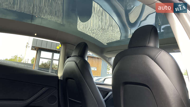 Внедорожник / Кроссовер Tesla Model Y 2022 в Луцке фото 44 Внедорожник / Кроссовер Tesla Model Y 2022 в Луцке
