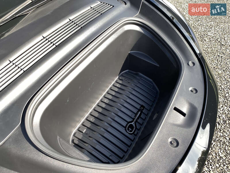 Внедорожник / Кроссовер Tesla Model Y 2022 в Луцке фото 67 Внедорожник / Кроссовер Tesla Model Y 2022 в Луцке