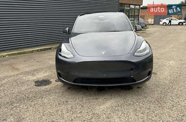Позашляховик / Кросовер Tesla Model Y 2023 в 