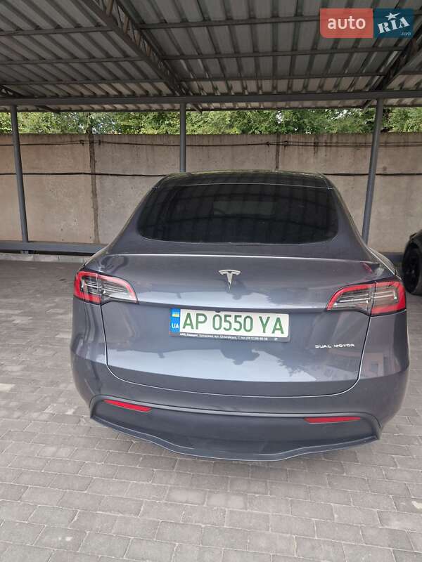 Позашляховик / Кросовер Tesla Model Y 2022 в 
