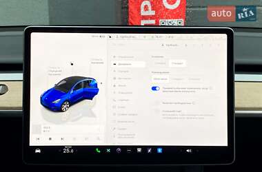 Внедорожник / Кроссовер Tesla Model Y 2024 в 
