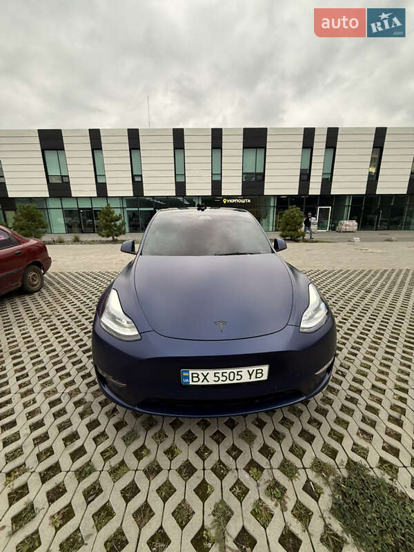 Внедорожник / Кроссовер Tesla Model Y 2021 в Хмельницком