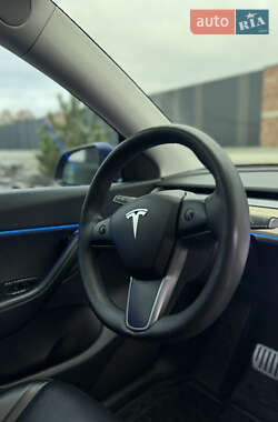 Позашляховик / Кросовер Tesla Model Y 2021 в 