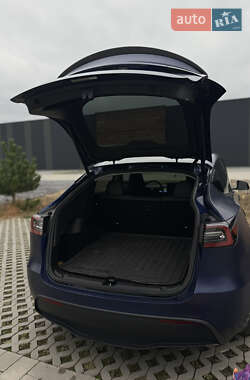 Позашляховик / Кросовер Tesla Model Y 2021 в 