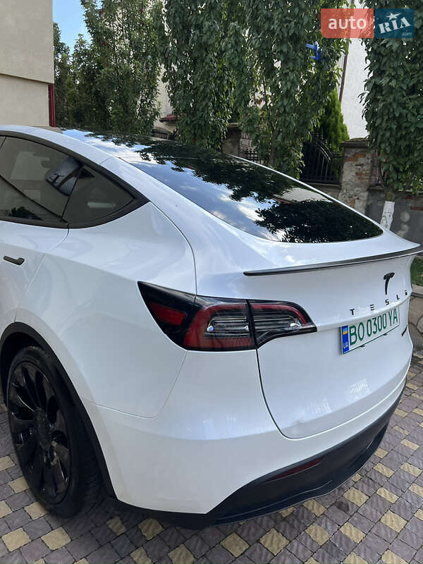 Позашляховик / Кросовер Tesla Model Y 2023 в Тернополі