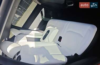 Позашляховик / Кросовер Tesla Model Y 2022 в 