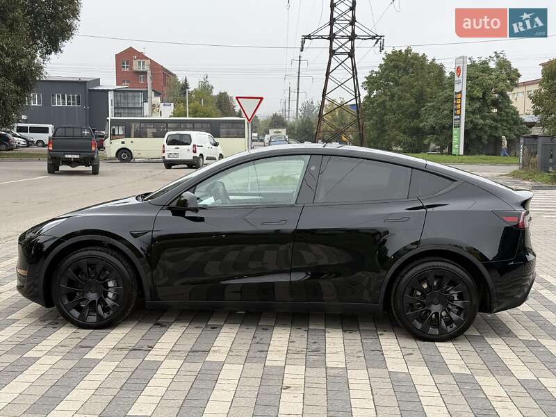Внедорожник / Кроссовер Tesla Model Y 2023 в Львове