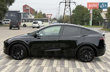 Позашляховик / Кросовер Tesla Model Y 2023 в 