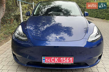 Tesla Model Y 2021