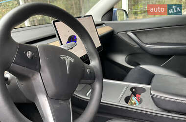 Позашляховик / Кросовер Tesla Model Y 2021 в 