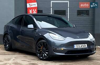 Внедорожник / Кроссовер Tesla Model Y 2022 в Киеве