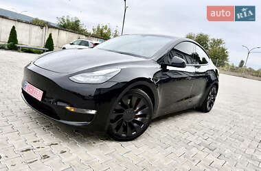 Tesla Model Y 2021