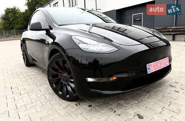 Внедорожник / Кроссовер Tesla Model Y 2021 в 