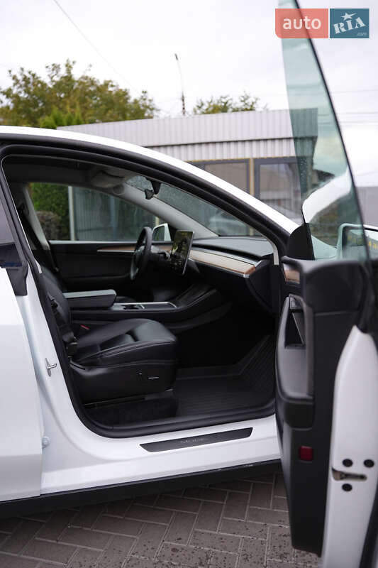 Внедорожник / Кроссовер Tesla Model Y 2022 в Виннице фото 17 Внедорожник / Кроссовер Tesla Model Y 2022 в Виннице