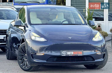 Позашляховик / Кросовер Tesla Model Y 2024 в 