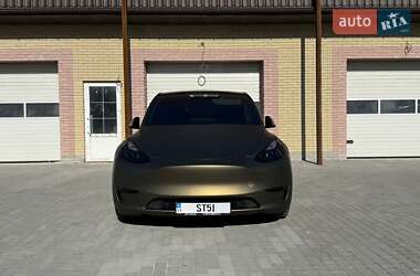 Внедорожник / Кроссовер Tesla Model Y 2024 в 