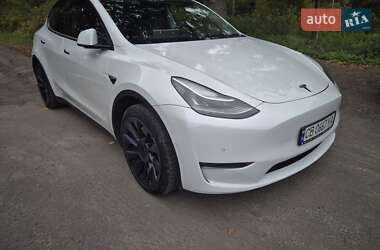 Позашляховик / Кросовер Tesla Model Y 2020 в 
