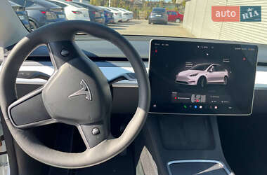 Внедорожник / Кроссовер Tesla Model Y 2024 в 