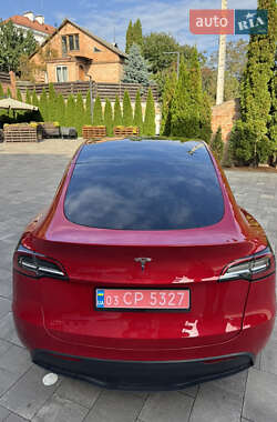 Позашляховик / Кросовер Tesla Model Y 2023 в 