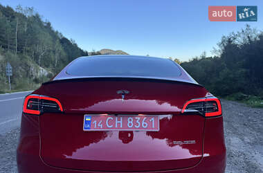 Позашляховик / Кросовер Tesla Model Y 2022 в 