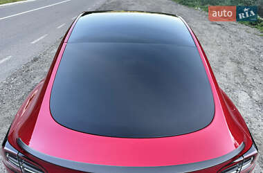 Позашляховик / Кросовер Tesla Model Y 2022 в 