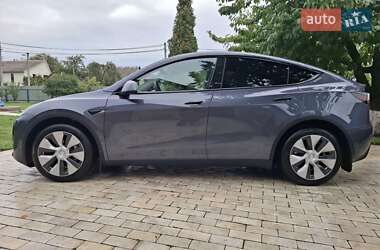 Внедорожник / Кроссовер Tesla Model Y 2023 в 