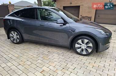 Внедорожник / Кроссовер Tesla Model Y 2023 в 