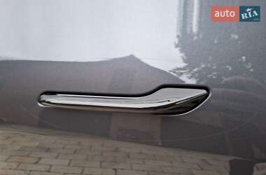 Внедорожник / Кроссовер Tesla Model Y 2023 в 