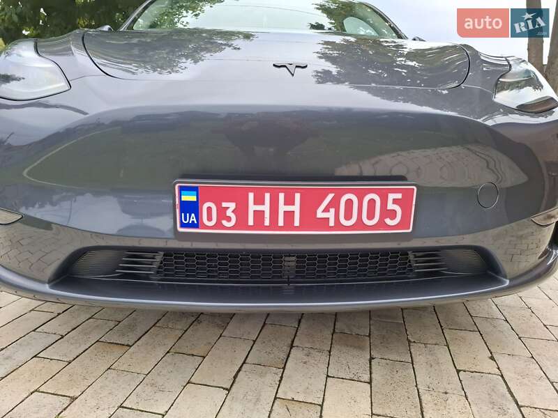 Позашляховик / Кросовер Tesla Model Y 2023 в Києві