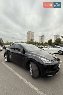 Внедорожник / Кроссовер Tesla Model Y 2023 в Киеве