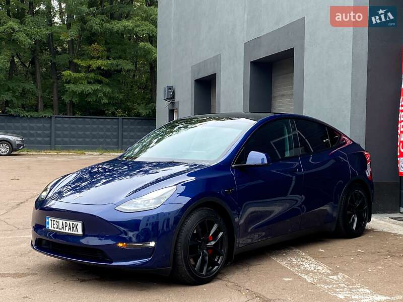Позашляховик / Кросовер Tesla Model Y 2021 в Києві