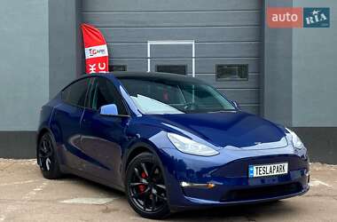 Tesla Model Y 2021