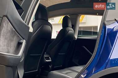 Позашляховик / Кросовер Tesla Model Y 2021 в 