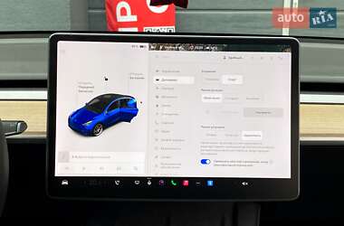 Позашляховик / Кросовер Tesla Model Y 2021 в 