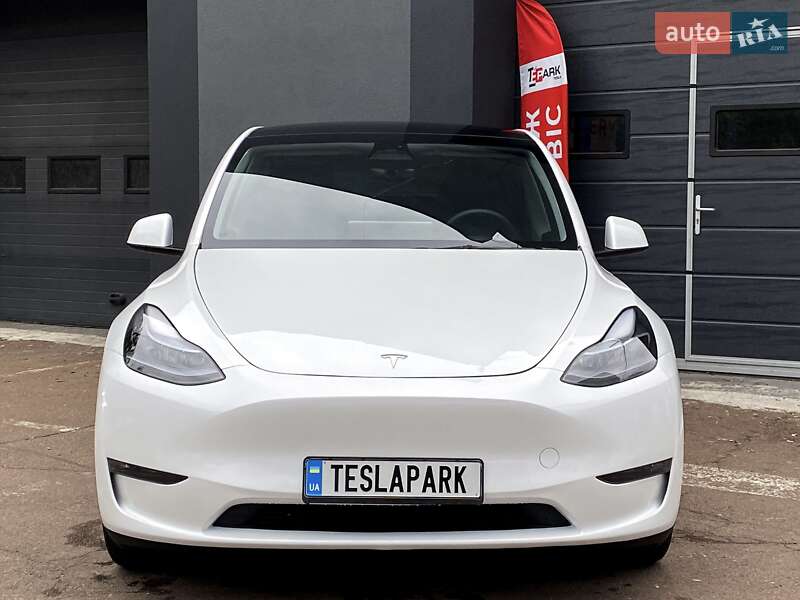 Внедорожник / Кроссовер Tesla Model Y 2023 в Киеве