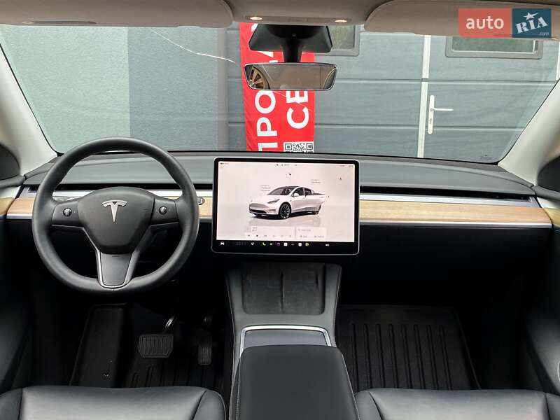 Внедорожник / Кроссовер Tesla Model Y 2023 в Киеве
