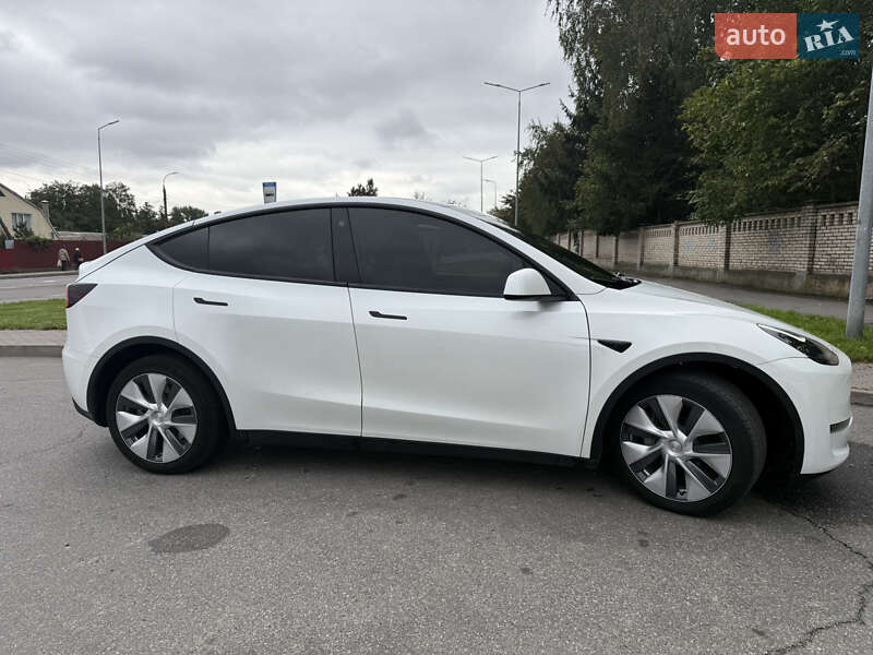 Позашляховик / Кросовер Tesla Model Y 2022 в Вінниці фото 5 Позашляховик / Кросовер Tesla Model Y 2022 в Вінниці