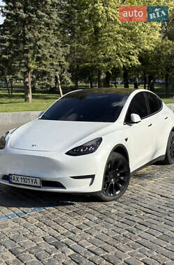 Tesla Model Y 2022