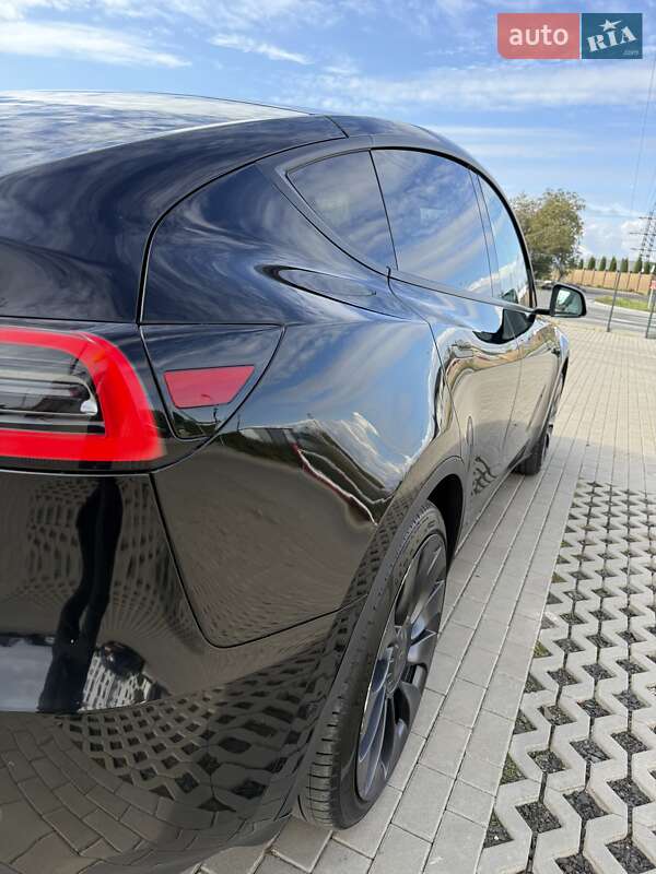 Внедорожник / Кроссовер Tesla Model Y 2022 в Луцке