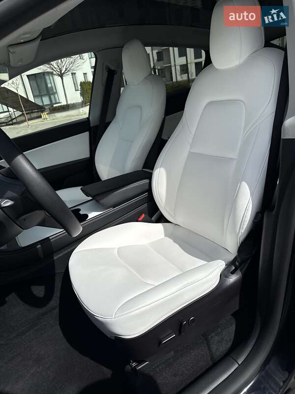 Внедорожник / Кроссовер Tesla Model Y 2022 в Луцке