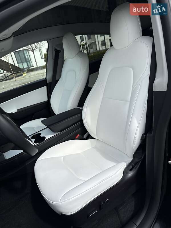 Внедорожник / Кроссовер Tesla Model Y 2022 в Луцке