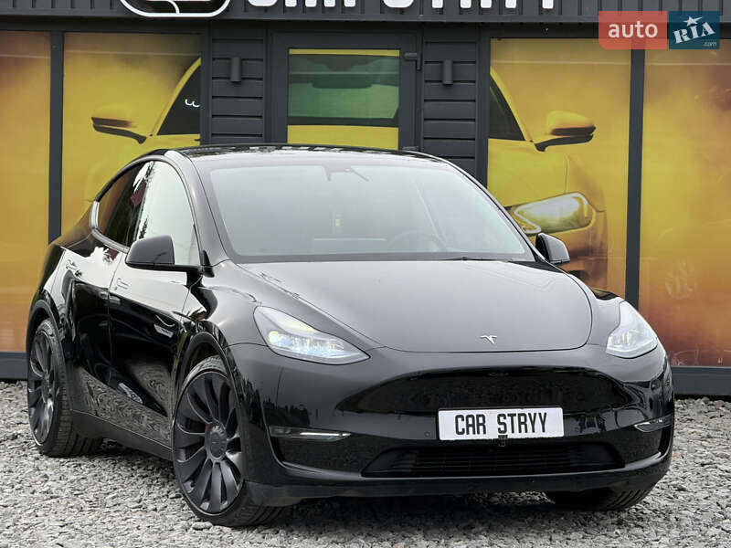 Позашляховик / Кросовер Tesla Model Y 2021 в Стрию