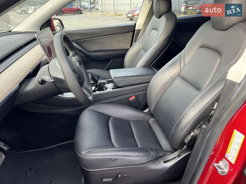 Внедорожник / Кроссовер Tesla Model Y 2020 в Киеве