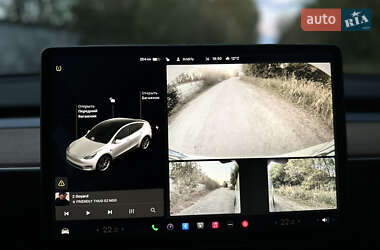 Позашляховик / Кросовер Tesla Model Y 2021 в 