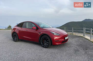Tesla Model Y 2023
