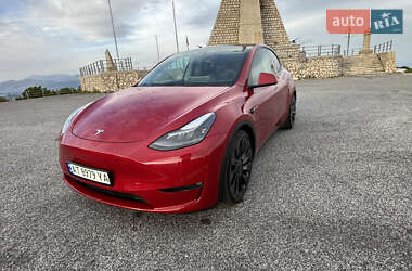 Позашляховик / Кросовер Tesla Model Y 2023 в 